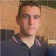 Doy clases particulares de lengua entre otras asignaturas. Tengo la carrera de Educación Primaria